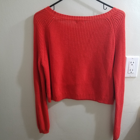 Cropped sweater - Picture 3 of 3